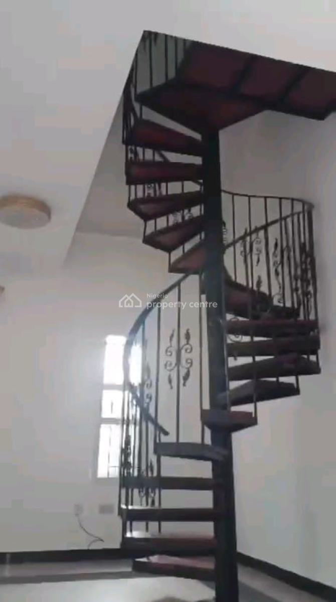 Luxury Mini Flat + Extra Room Off Bourdillion Road ,ikoyi, Bourdillion Road ,ikoyi ,lagos ,nigeria, Ikoyi, Lagos, Mini Flat (room and Parlour) for Rent