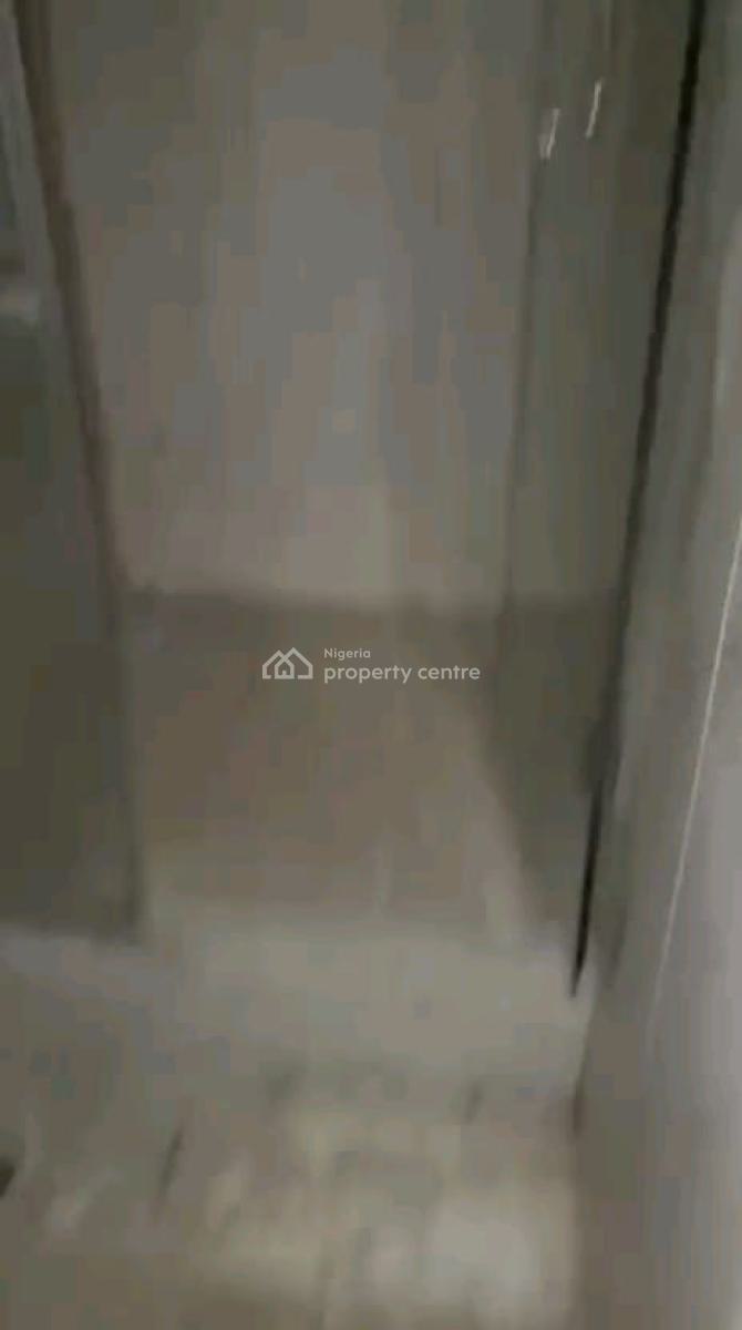 Luxury Mini Flat + Extra Room Off Bourdillion Road ,ikoyi, Bourdillion Road ,ikoyi ,lagos ,nigeria, Ikoyi, Lagos, Mini Flat (room and Parlour) for Rent