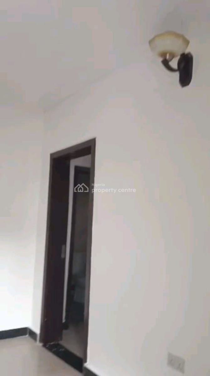 Luxury Mini Flat + Extra Room Off Bourdillion Road ,ikoyi, Bourdillion Road ,ikoyi ,lagos ,nigeria, Ikoyi, Lagos, Mini Flat (room and Parlour) for Rent