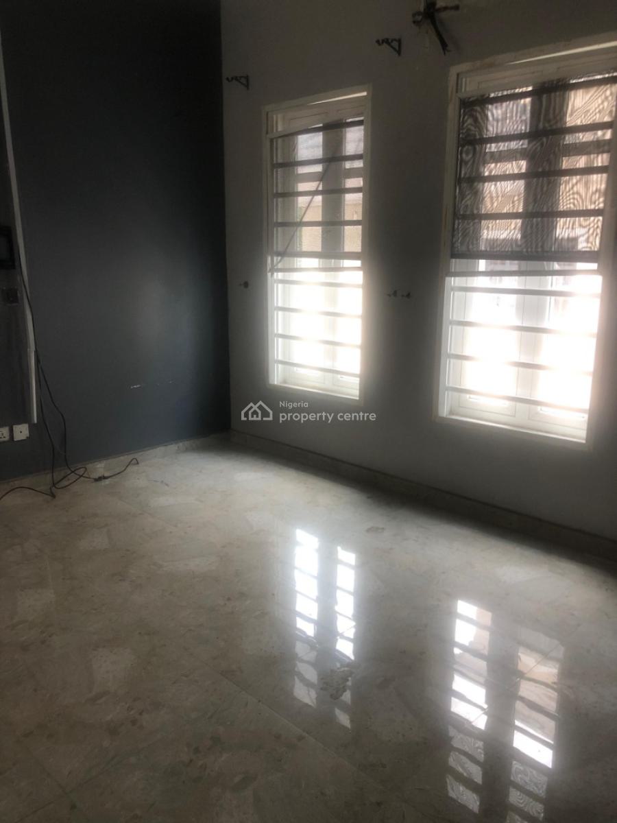 5 Bedrooms Fully Detached Duplex with Bq, Carlton Gate Estate, By Chevron Drive, Lekki, Lagos, Detached Duplex for Rent