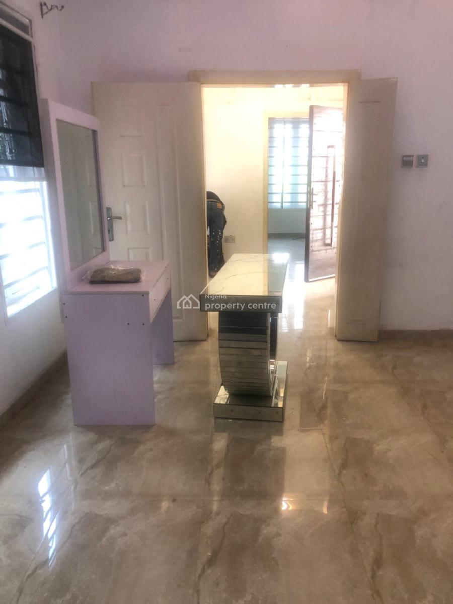 5 Bedrooms Fully Detached Duplex with Bq, Carlton Gate Estate, By Chevron Drive, Lekki, Lagos, Detached Duplex for Rent