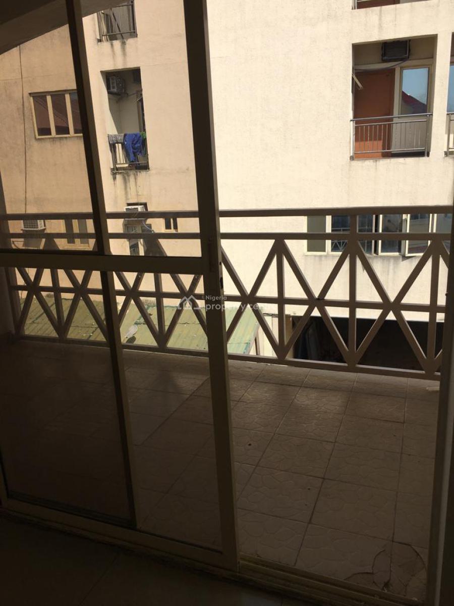 Service Mini Flat, Off Palace Road, Oniru, Victoria Island (vi), Lagos, Mini Flat (room and Parlour) for Rent