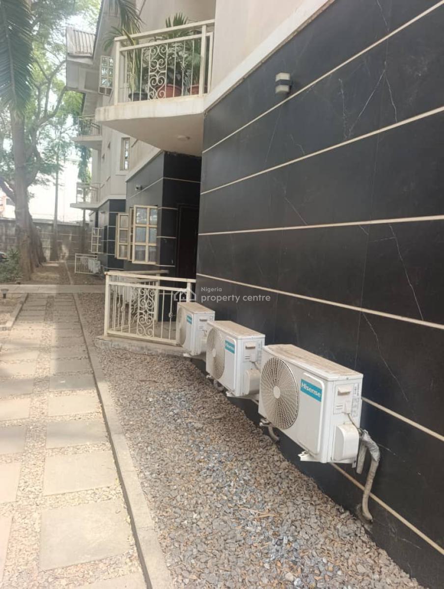 Spacious Three ( 3) Bedroom + Bq & Acs, Garki 2, Garki, Abuja, Flat / Apartment for Rent
