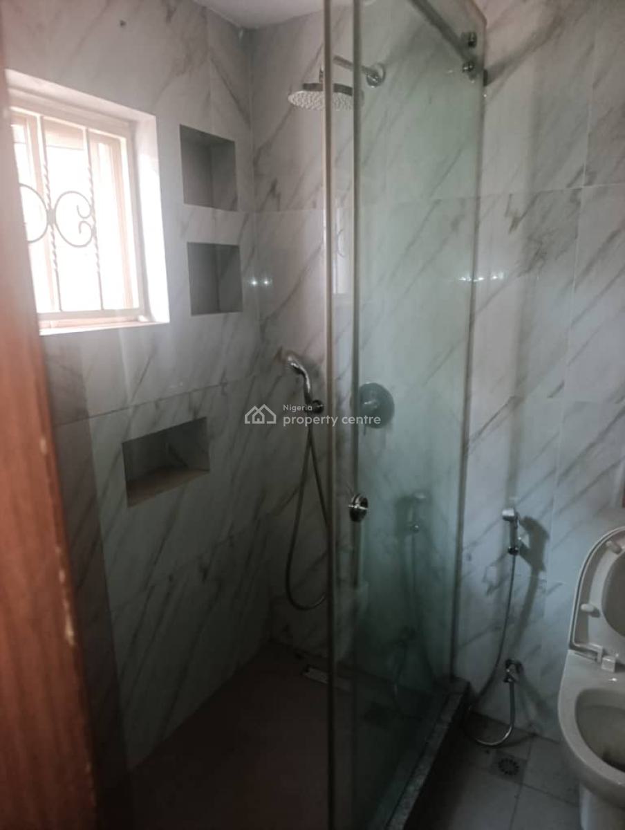 Spacious Three ( 3) Bedroom + Bq & Acs, Garki 2, Garki, Abuja, Flat / Apartment for Rent