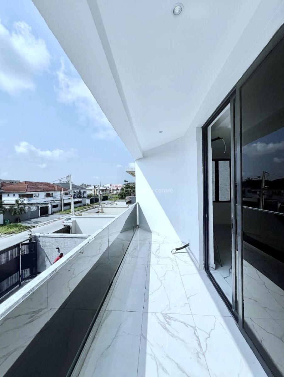 Spacious 4-bedroom Semi Detached Duplex, Lekki Phase 1, Lekki, Lagos, Semi-detached Duplex for Sale