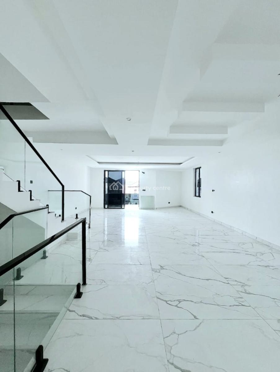 Spacious 4-bedroom Semi Detached Duplex, Lekki Phase 1, Lekki, Lagos, Semi-detached Duplex for Sale