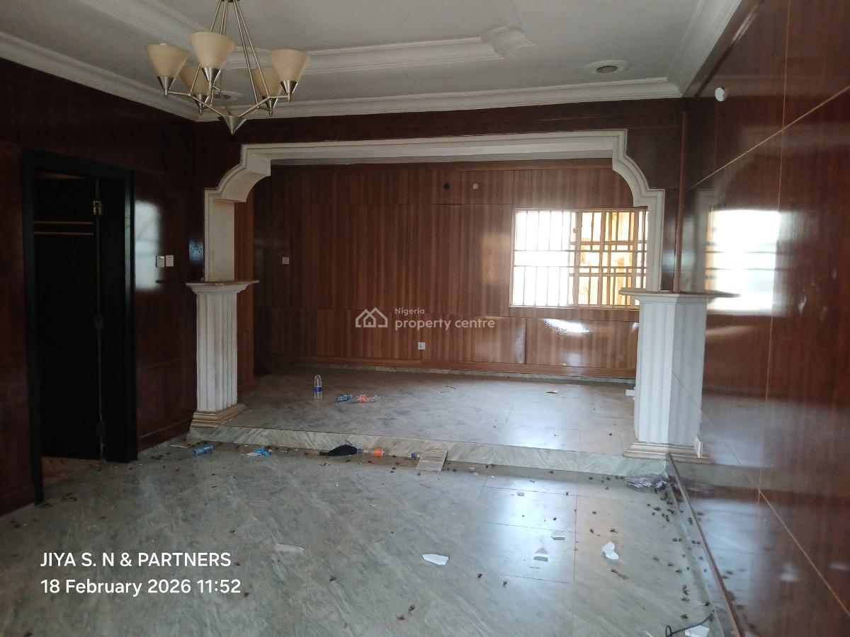 3 Bedroom Semi Detached Bungalow Alone in The Compound, Sunny Vale Estate, Galadimawa, Abuja, Semi-detached Bungalow for Rent