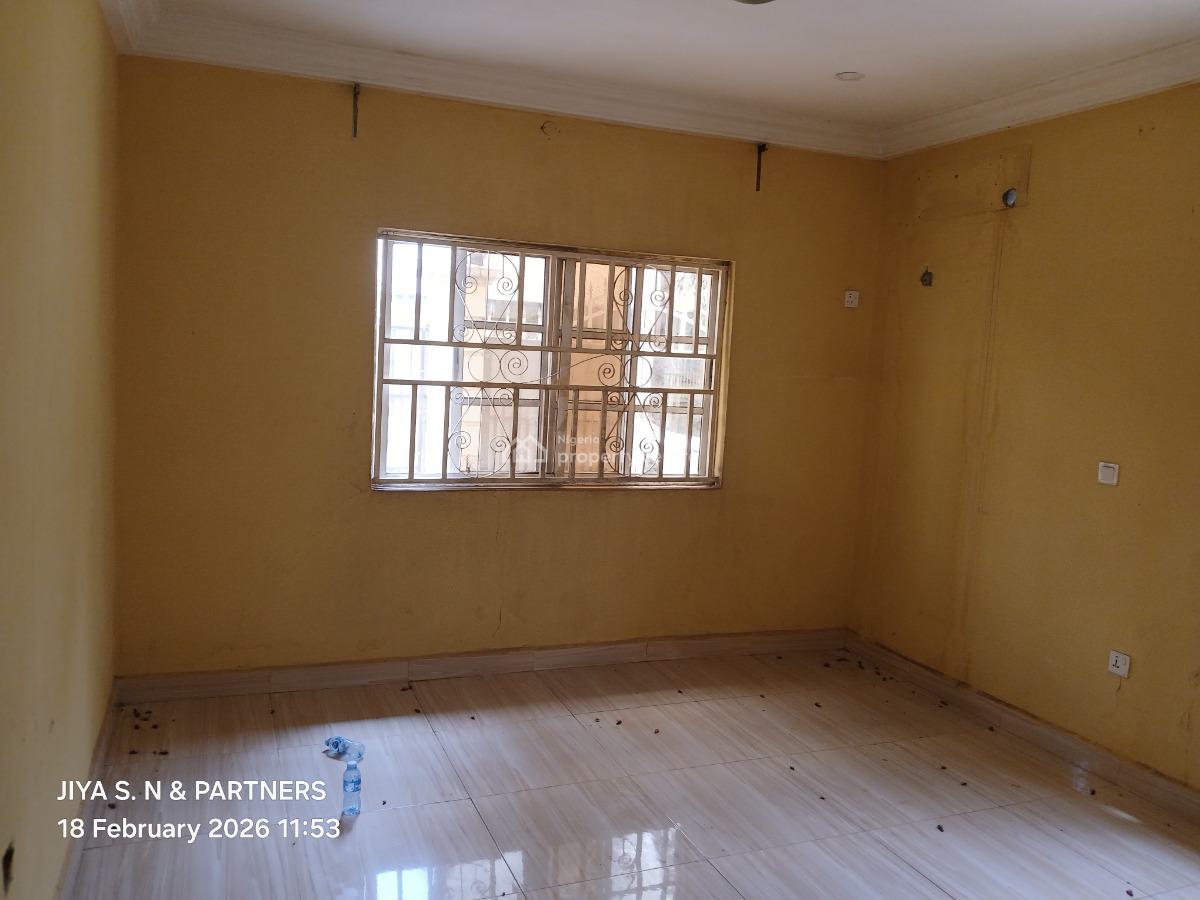 3 Bedroom Semi Detached Bungalow Alone in The Compound, Sunny Vale Estate, Galadimawa, Abuja, Semi-detached Bungalow for Rent