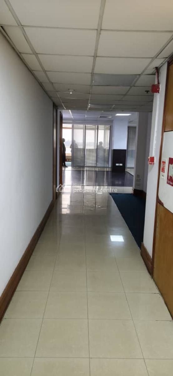 Vacant 202sqm Office in 24 Hours Service Complex, Victoria Island (vi), Lagos, Office Space for Rent
