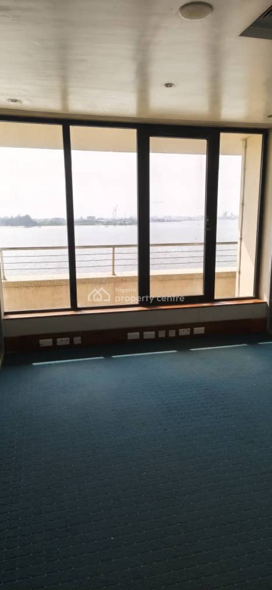 Vacant 202sqm Office in 24 Hours Service Complex, Victoria Island (vi), Lagos, Office Space for Rent