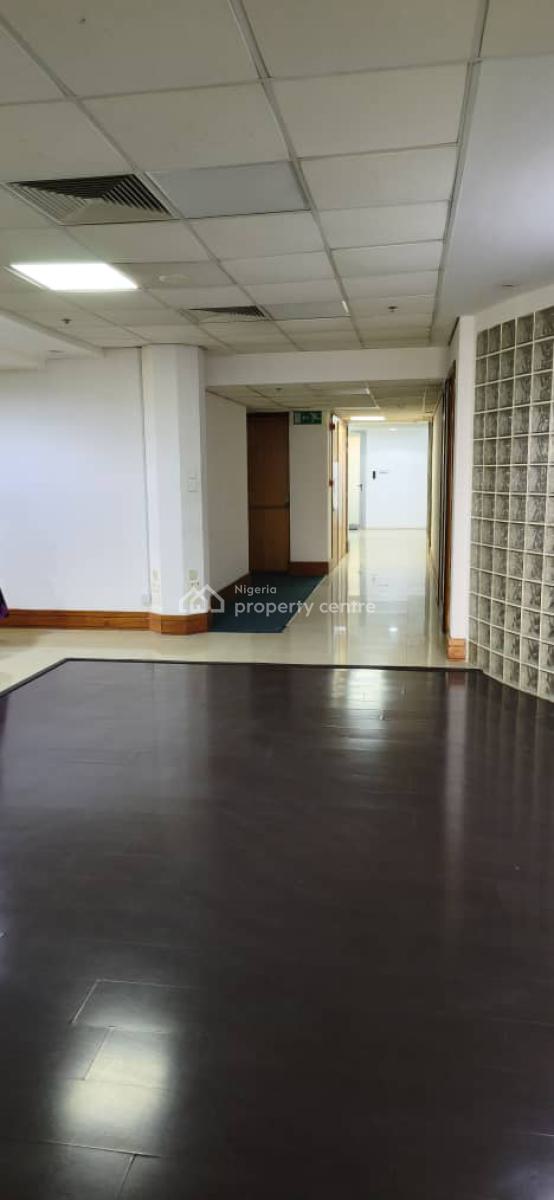 Vacant 202sqm Office in 24 Hours Service Complex, Victoria Island (vi), Lagos, Office Space for Rent
