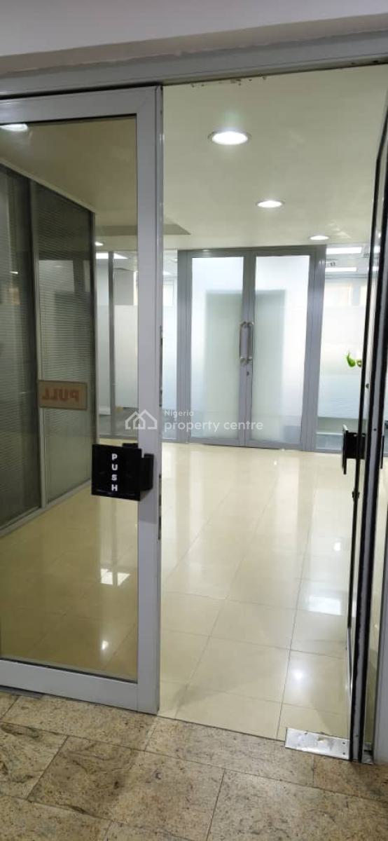 Vacant 202sqm Office in 24 Hours Service Complex, Victoria Island (vi), Lagos, Office Space for Rent