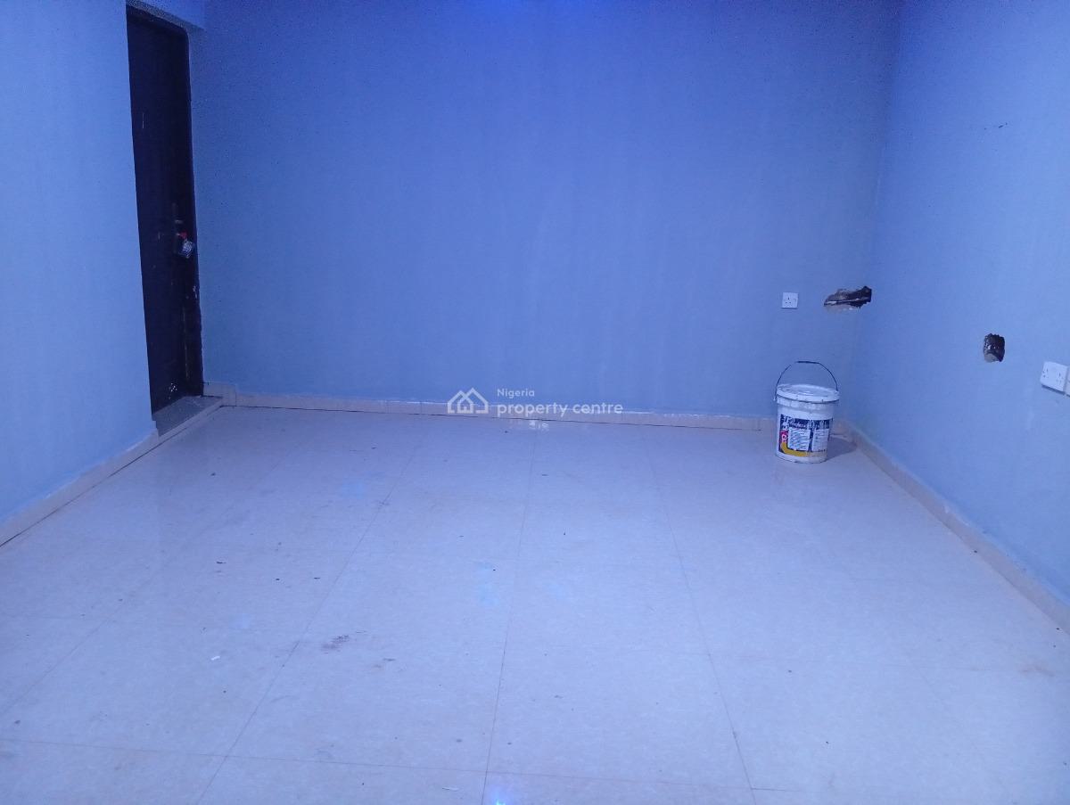 Executive 3 Bedrooms with Personal Prepaid, Doyin Medina, By Crowncity Hotel and Resort, Agbara-igbesa, Lagos, House for Rent