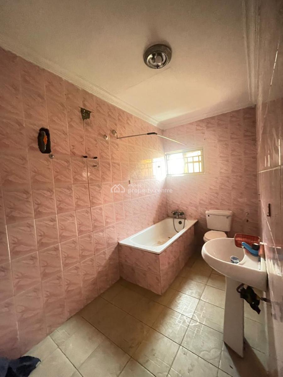 5 Bedroom Self-serviced Semi-detached Duplex, Lekki Phase 1, Lekki, Lagos, Semi-detached Duplex for Rent