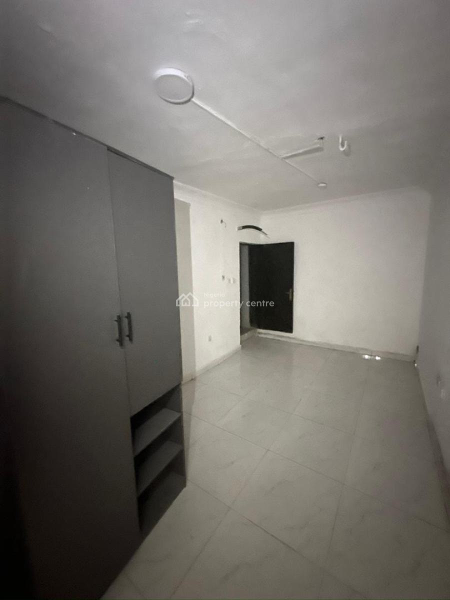 2 Bedroom Apartment, Lekki Phase 1, Lekki, Lagos, Flat / Apartment for Rent