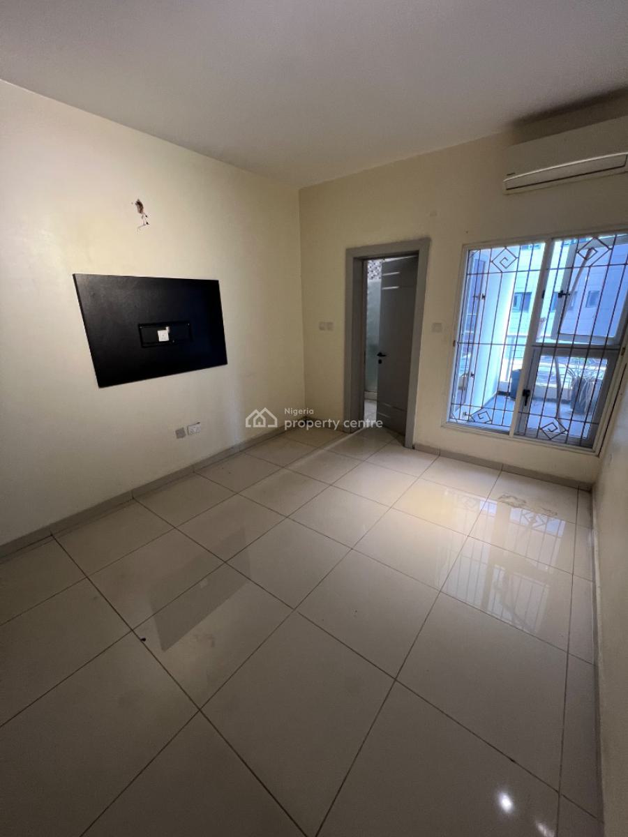 Commercial Super 4-bedroom Terrace with Bq, Admiralty Way, Lekki Phase 1, Lekki, Lagos, Commercial Property for Rent