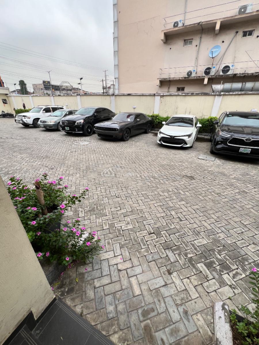 Commercial Super 4-bedroom Terrace with Bq, Admiralty Way, Lekki Phase 1, Lekki, Lagos, Commercial Property for Rent