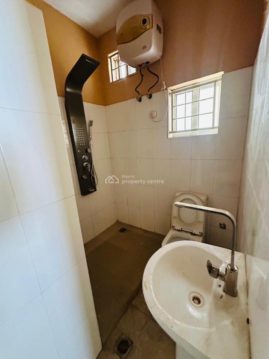 Standard 2 Bedroom Flat, Asokoro District, Abuja, House for Rent