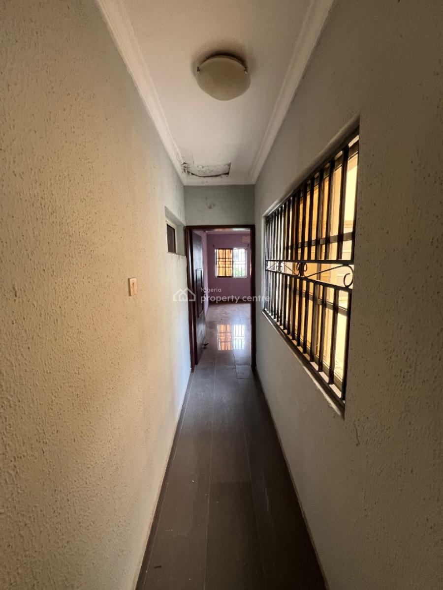 Very Spacious 5-bedroom Duplex with 2-bedroom Bq (residential /commercial), Lekki Phase 1, Lekki, Lagos, Commercial Property for Rent