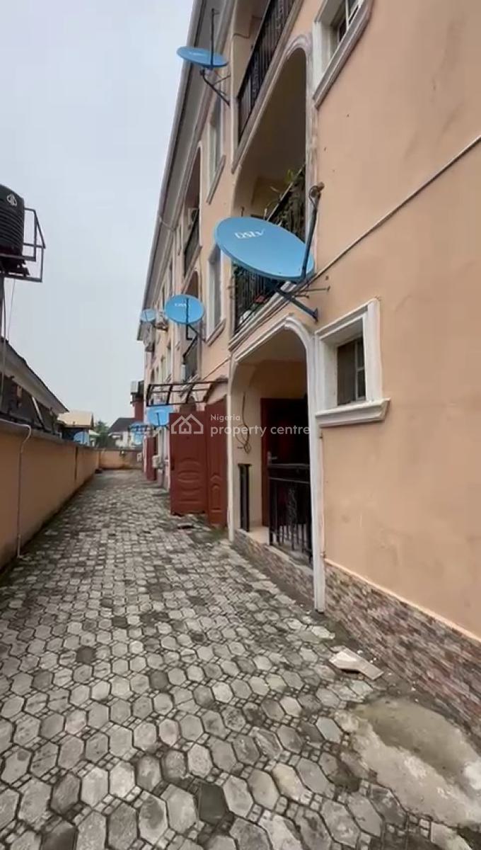 2units of 1bedroom Flat Ensuit Up and Down, Thomas Estate, Ajah, Lagos, Mini Flat (room and Parlour) for Rent