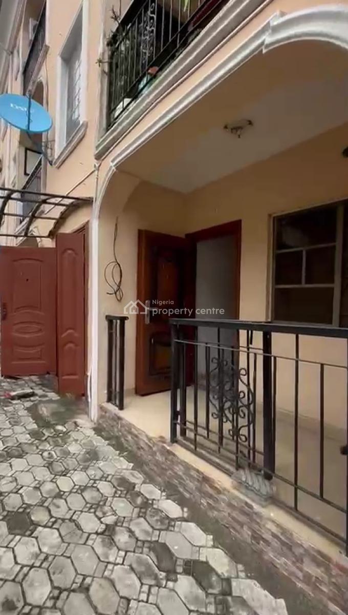 2units of 1bedroom Flat Ensuit Up and Down, Thomas Estate, Ajah, Lagos, Mini Flat (room and Parlour) for Rent