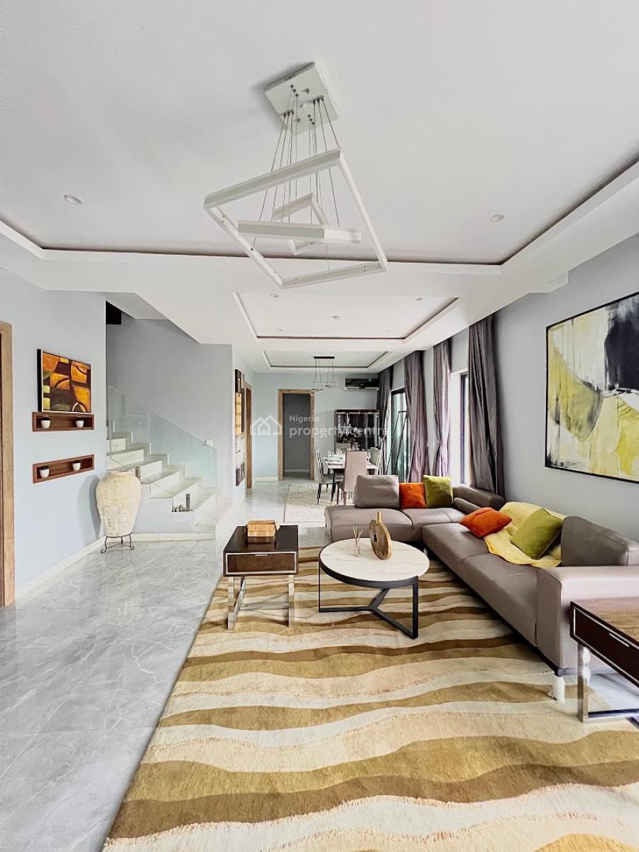 Luxury 4 Bedroom Maisonetter + Swimming Pool & Elevator, Lekki Phase 1, Lekki, Lagos, Flat / Apartment for Sale
