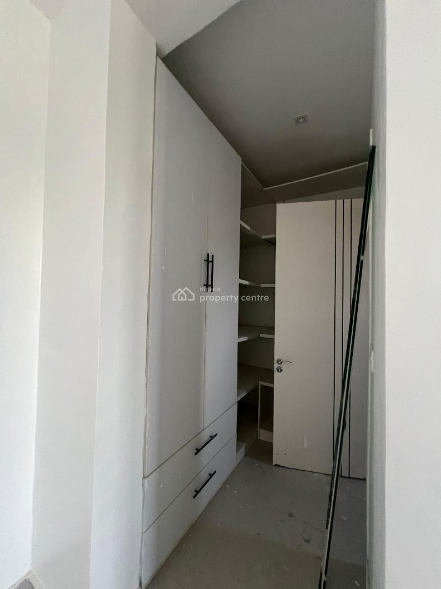 2 Bedroom Apartment, Ikate, Lekki, Lagos, Block of Flats for Sale