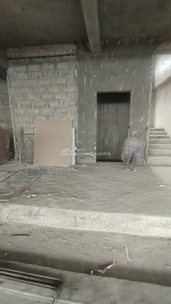 Spacious Massive Lurxuy 2 Bedroom Flat with Bq, Ikate, Lekki, Lagos, Block of Flats for Sale