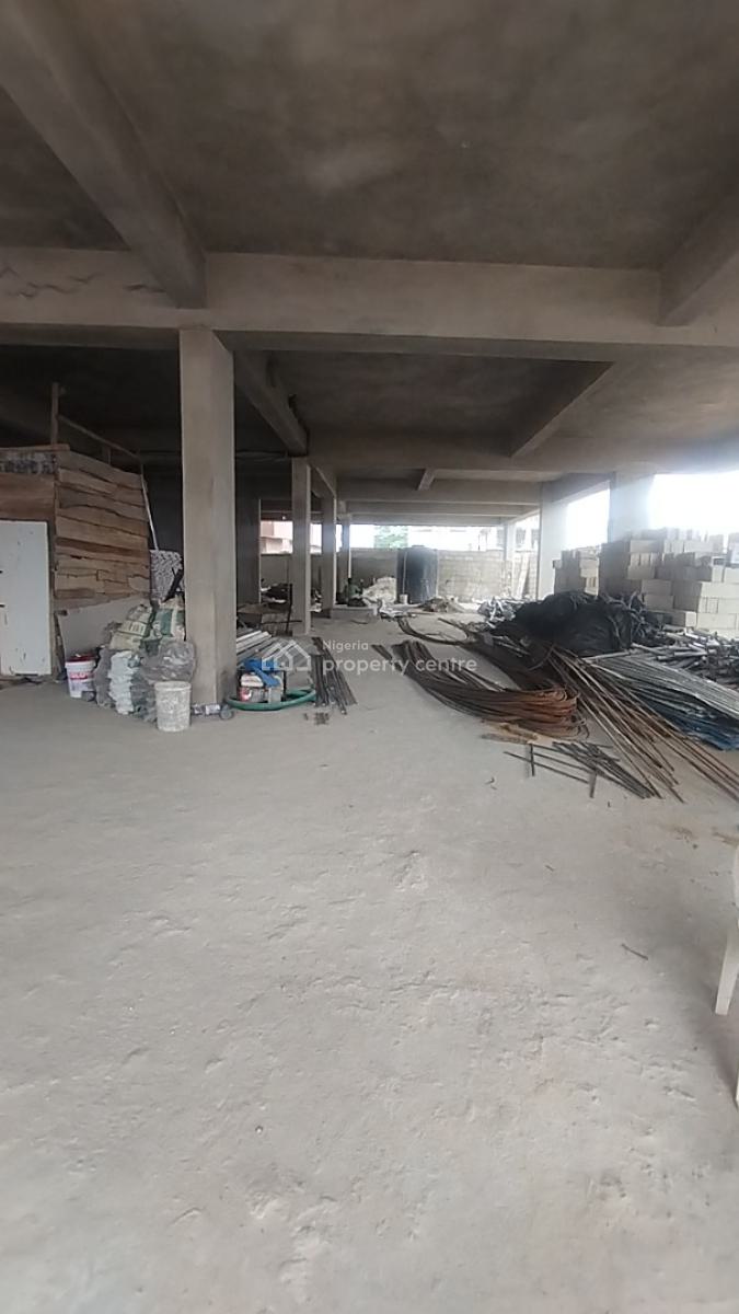 Spacious Massive Lurxuy 2 Bedroom Flat with Bq, Ikate, Lekki, Lagos, Block of Flats for Sale