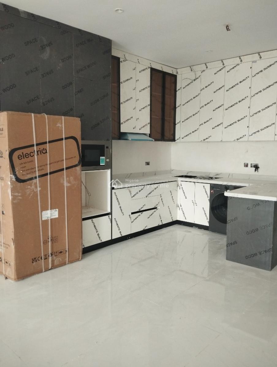 Spacious Massive Lurxuy 2 Bedrooms Flat with Bq, Ikate, Lekki, Lagos, Flat / Apartment for Sale