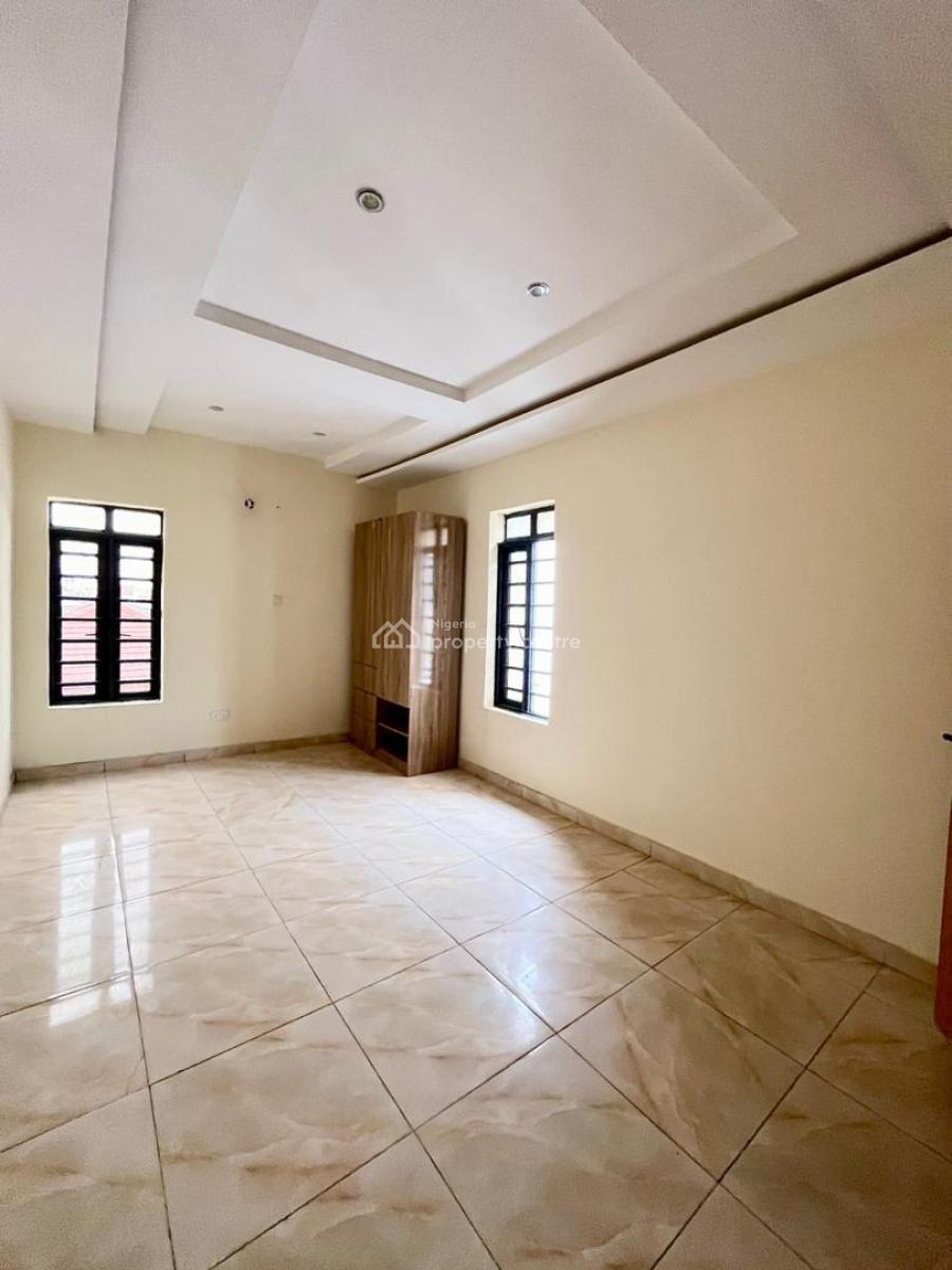 Elegantly Built Luxury 4bedrooms Semi Detached Duplex with Security Ho, Atlantic View Estate Alpha Beach New Road  Opposite Chevron, Lekki Lag, Lekki, Lagos, Semi-detached Duplex for Rent