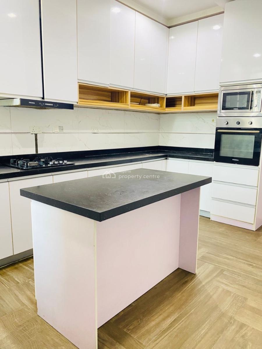 4-bedroom Terrace House with Bq & 5kva Solar Inverter, Ikate, Lekki, Lagos, Terraced Duplex for Rent