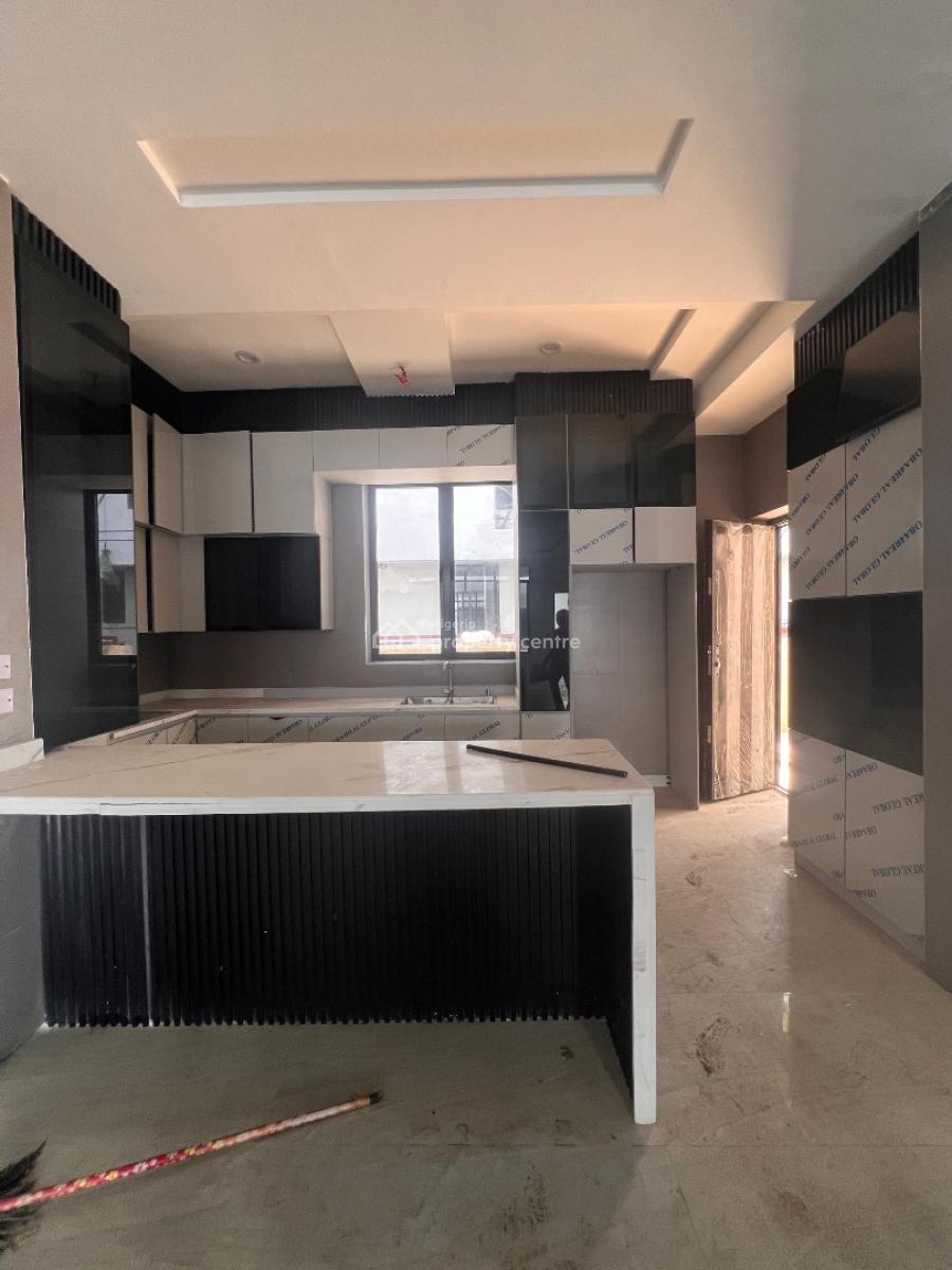 Exclusive 4 Bedroom Terrace with Communal Swimming Pool & Gym, Lekki Phase 1, Lekki, Lagos, Terraced Duplex for Sale