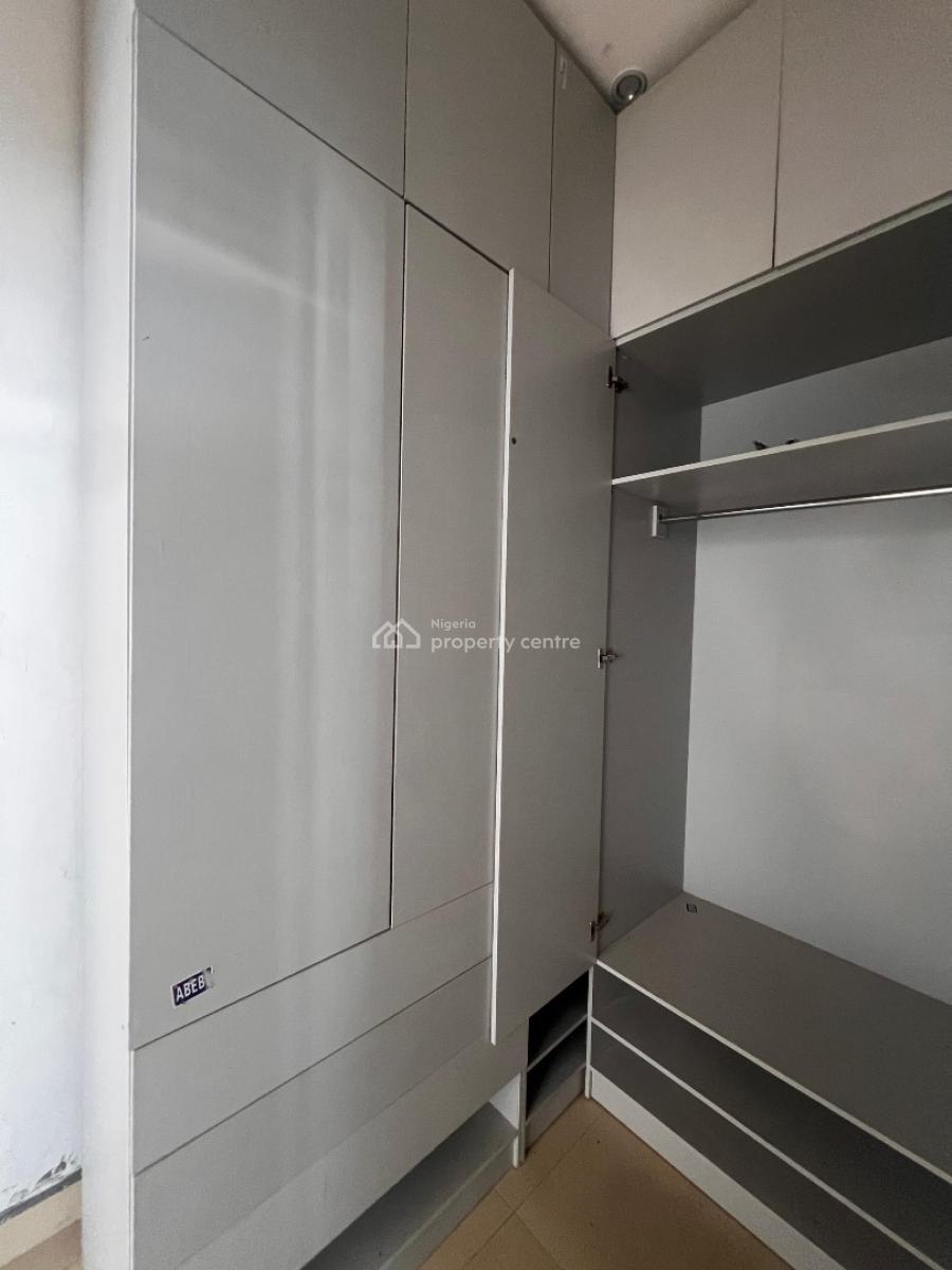 Exclusive 4 Bedroom Terrace with Communal Swimming Pool & Gym, Lekki Phase 1, Lekki, Lagos, Terraced Duplex for Sale