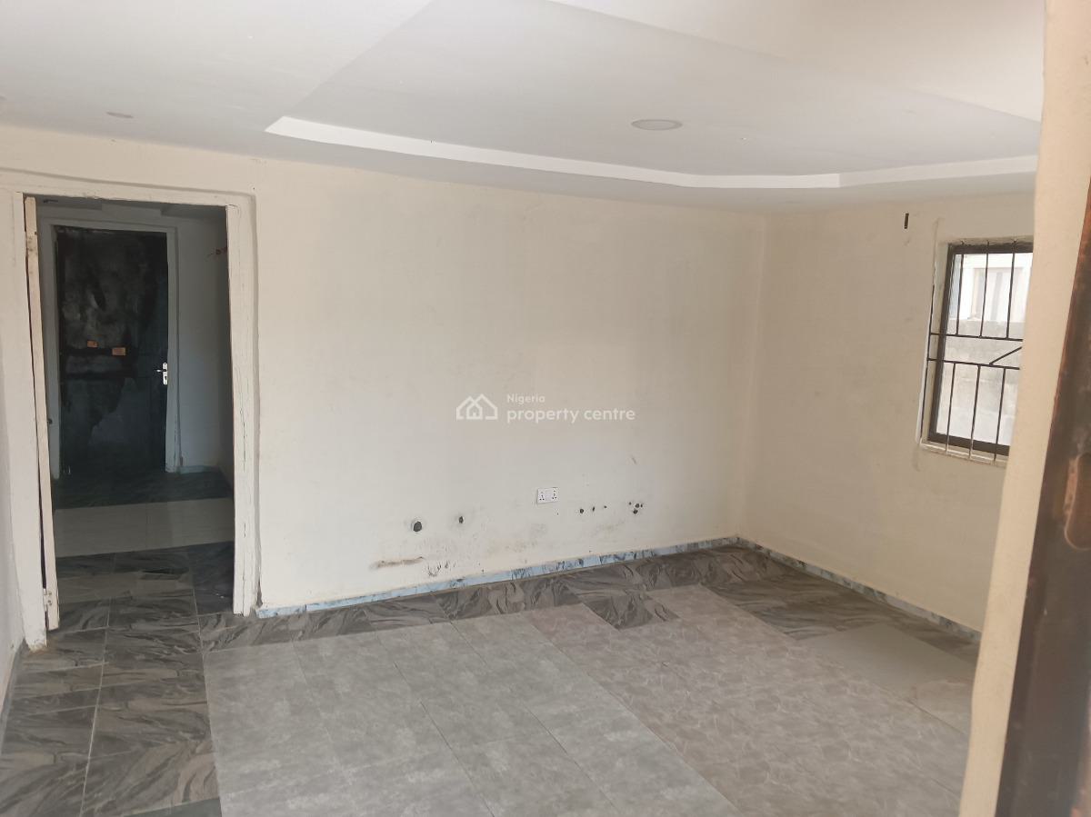 Nice 1 Bedroom Flat, with Visitors Toilet, Admiralty Homes Estate, Alpha Beach Road, New Road Bus-stop, Igbo Efon, Lekki, Lagos, Mini Flat (room and Parlour) for Rent