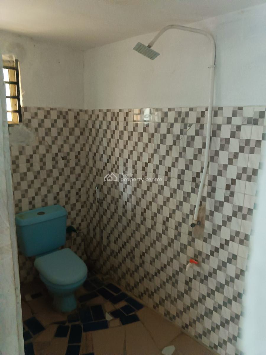 Nice 1 Bedroom Flat, with Visitors Toilet, Admiralty Homes Estate, Alpha Beach Road, New Road Bus-stop, Igbo Efon, Lekki, Lagos, Mini Flat (room and Parlour) for Rent
