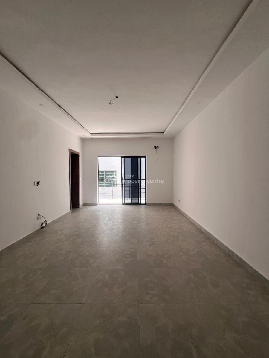 Stunning 3 Bedroom with Bq, Gym and Elevator in a Serene Environment, Lekki Phase 1, Lekki, Lagos, Block of Flats for Sale