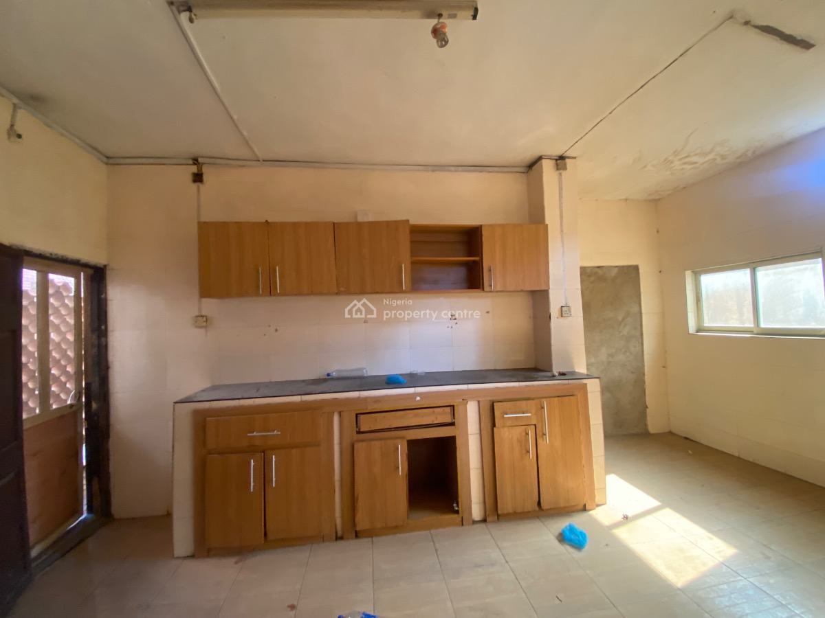 Kitchen Space Available, New Bodija, Ibadan, Oyo, Shop for Rent