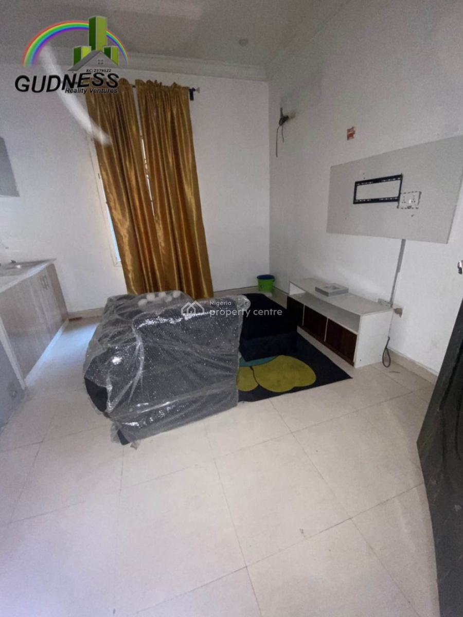 Spacious 1 Bedroom Mini Flat, Chevron, Lekki, Lagos, Flat / Apartment for Rent