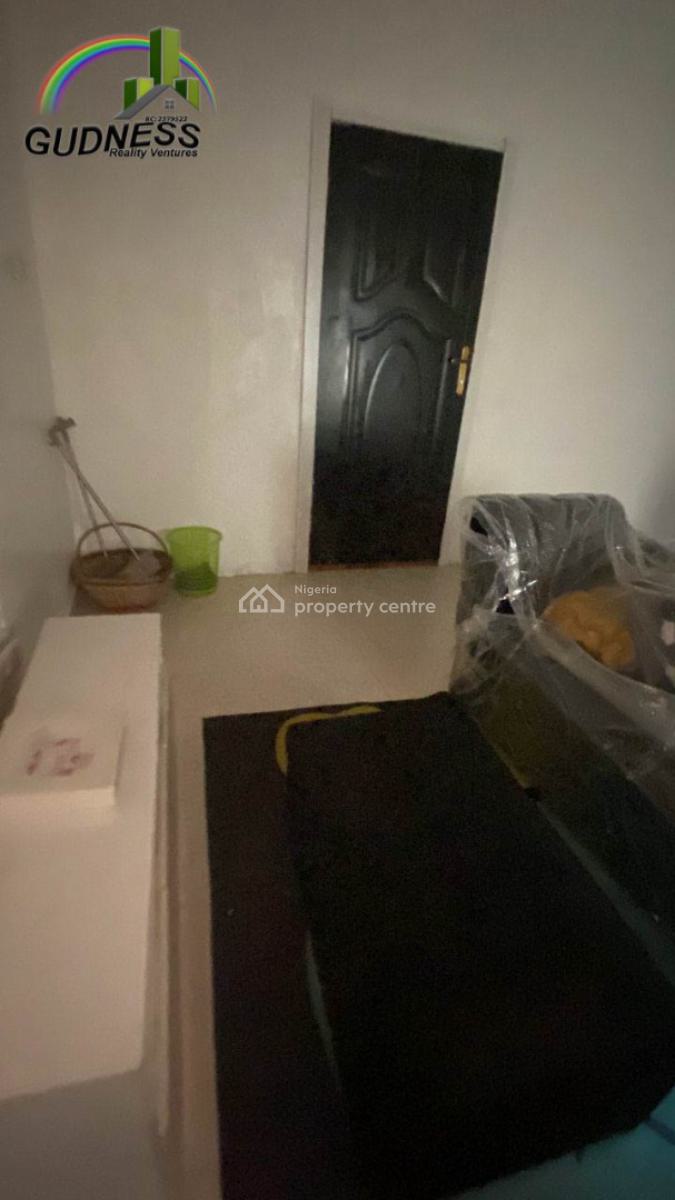 Spacious 1 Bedroom Mini Flat, Chevron, Lekki, Lagos, Flat / Apartment for Rent