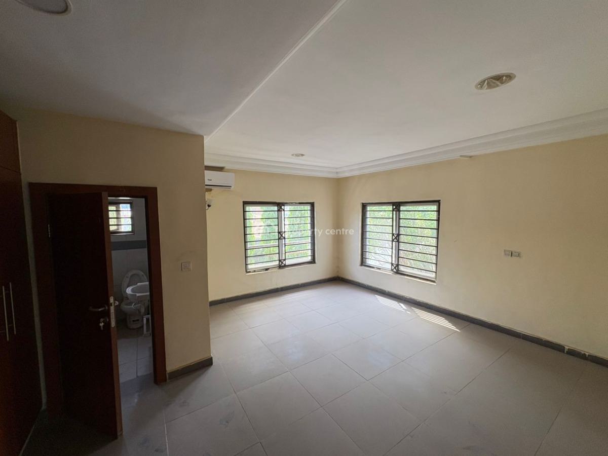 a Good Serviced & Spacious 5-bedroom Semi-detached Duplex + Bq, Life Camp, Abuja, Semi-detached Duplex for Rent