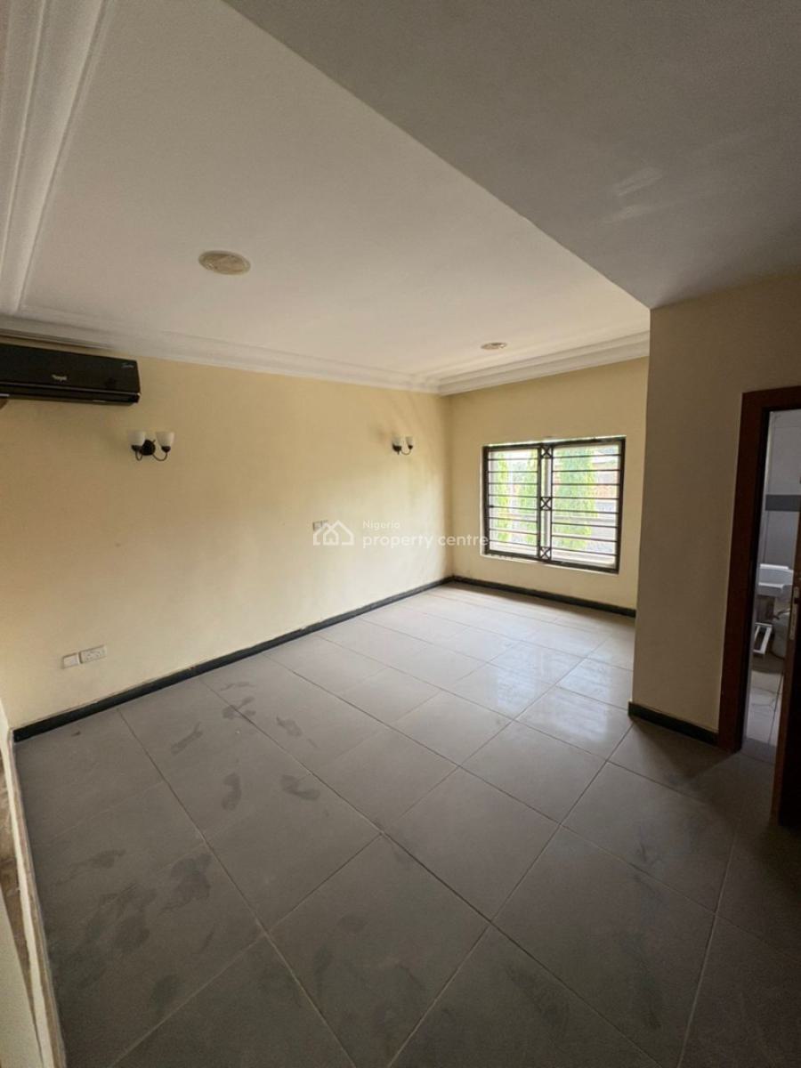 a Good Serviced & Spacious 5-bedroom Semi-detached Duplex + Bq, Life Camp, Abuja, Semi-detached Duplex for Rent