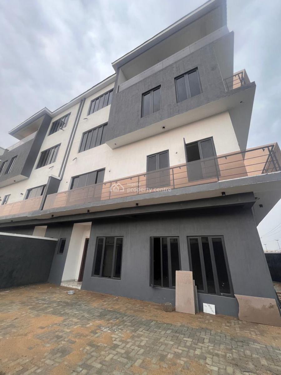 Exclusive 6 Bedroom Semi- Detached Duplex with Bq, Lekki Phase 1, Lekki, Lagos, Semi-detached Duplex for Sale