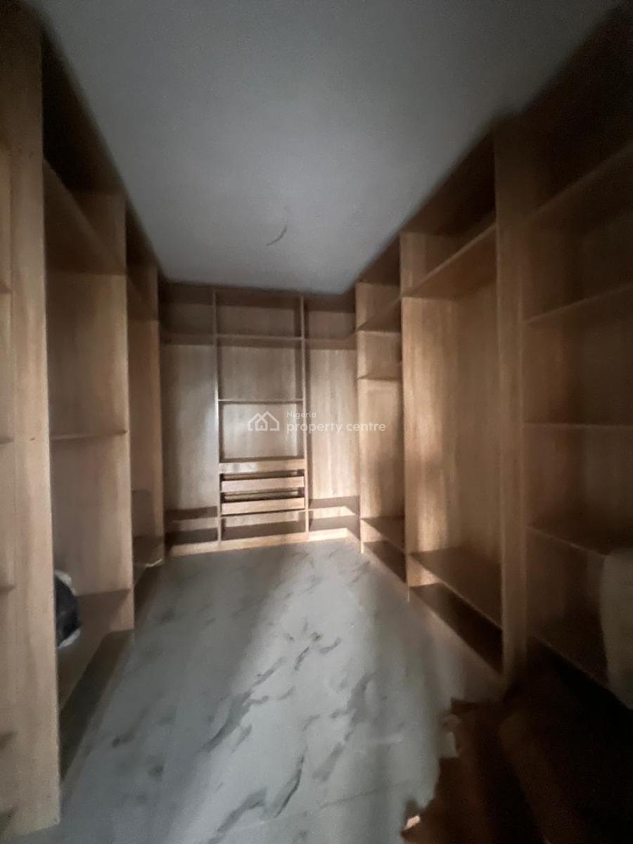 Exclusive 6 Bedroom Semi- Detached Duplex with Bq, Lekki Phase 1, Lekki, Lagos, Semi-detached Duplex for Sale