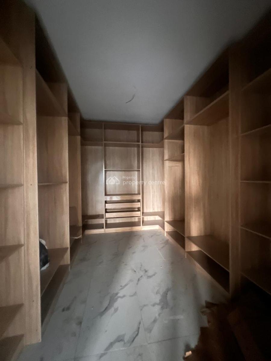 Exclusive 6 Bedroom Semi- Detached Duplex with Bq, Lekki Phase 1, Lekki, Lagos, Semi-detached Duplex for Sale