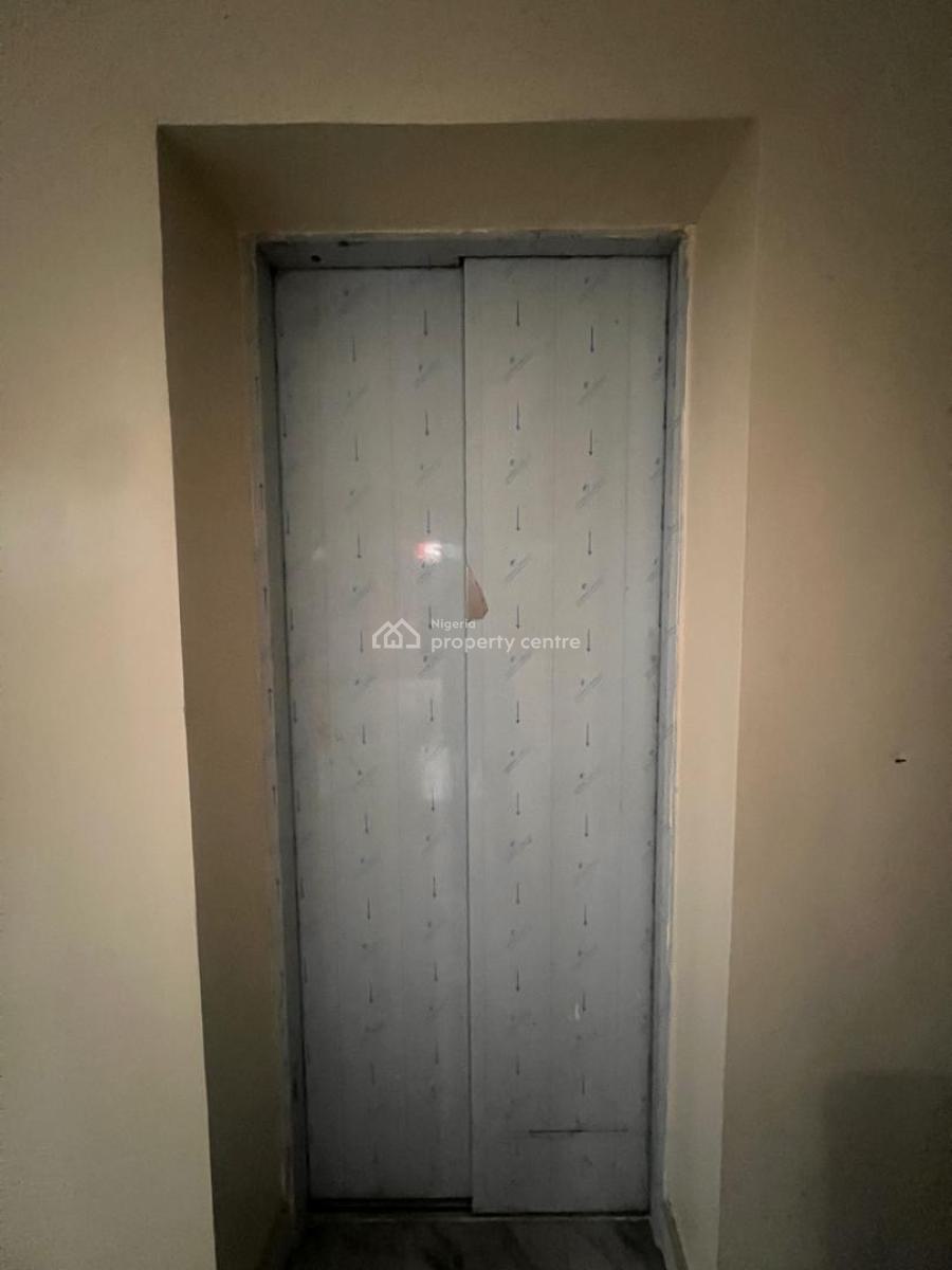 Exclusive 6 Bedroom Semi- Detached Duplex with Bq, Lekki Phase 1, Lekki, Lagos, Semi-detached Duplex for Sale