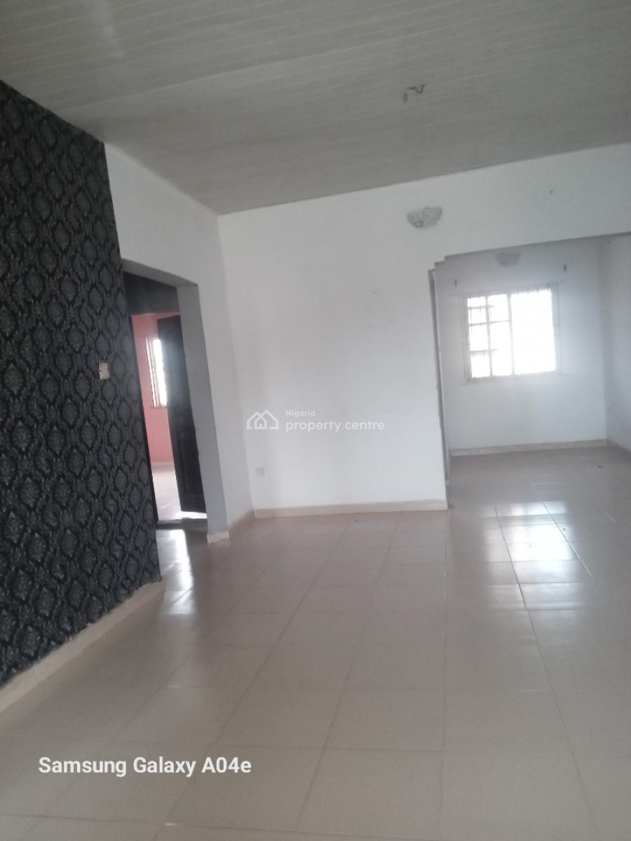 Spacious Fine 2 Bedroom Flat Upstairs, Royal Palm Will Estate Badore Ajah, Badore, Ajah, Lagos, Flat / Apartment for Rent