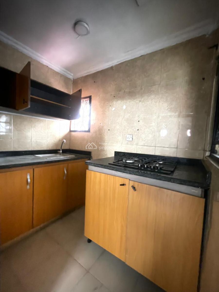 1 Bedroom Penthouse Apartment, Lekki Phase 1, Lekki, Lagos, Flat / Apartment for Rent