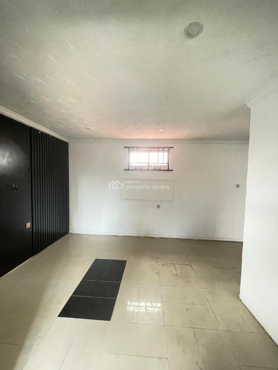 1 Bedroom Penthouse Apartment, Lekki Phase 1, Lekki, Lagos, Flat / Apartment for Rent