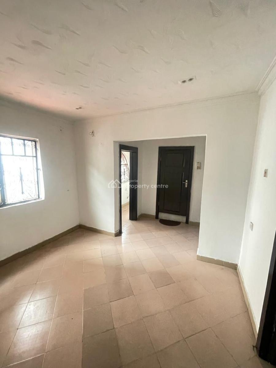 1 Bedroom Penthouse Apartment, Lekki Phase 1, Lekki, Lagos, Flat / Apartment for Rent